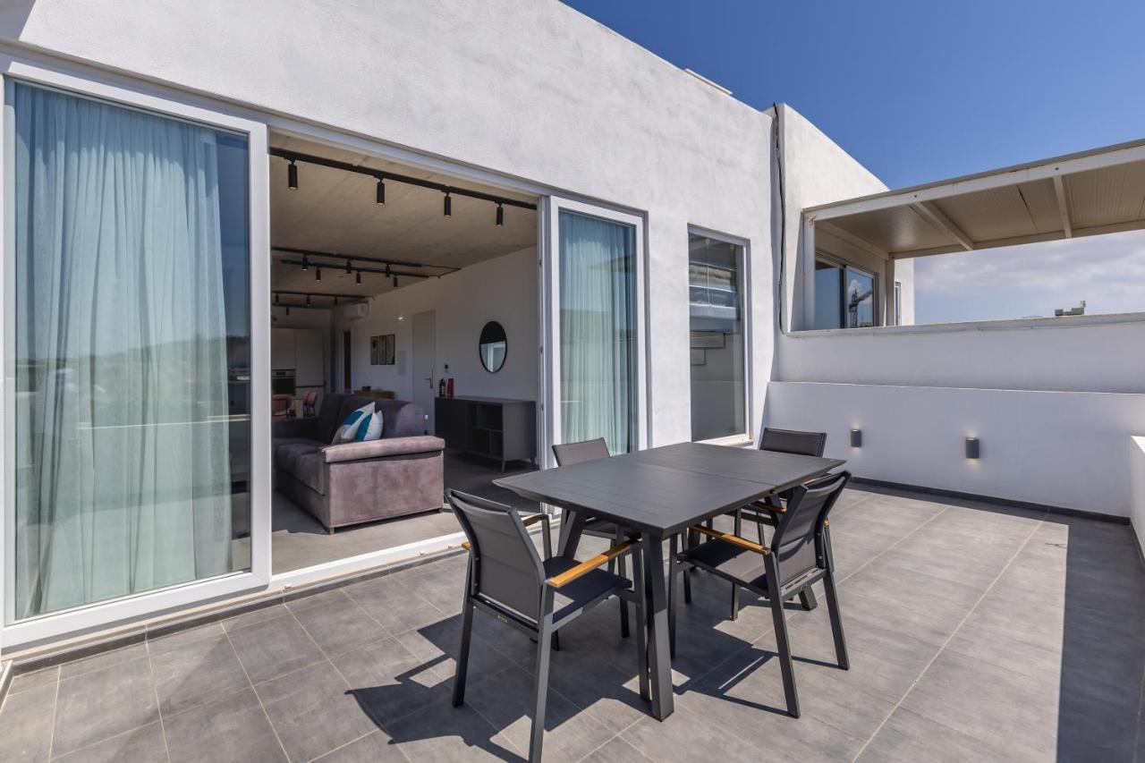 Appartement Heated Luxury Poolside Retreat In St Julian S *